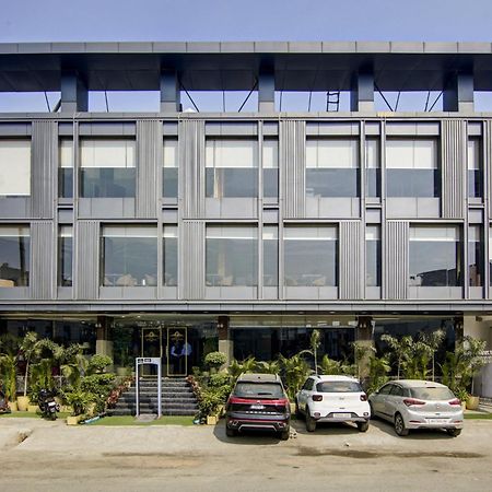 Hotel The Prithvi Near Delhi Airport New Delhi Ngoại thất bức ảnh